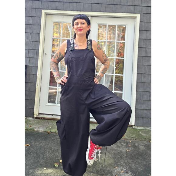 DOUF. Black Ripstop UFO Overalls Black One Size Fits Most Elastic Strap Buckle - Picture 8 of 8